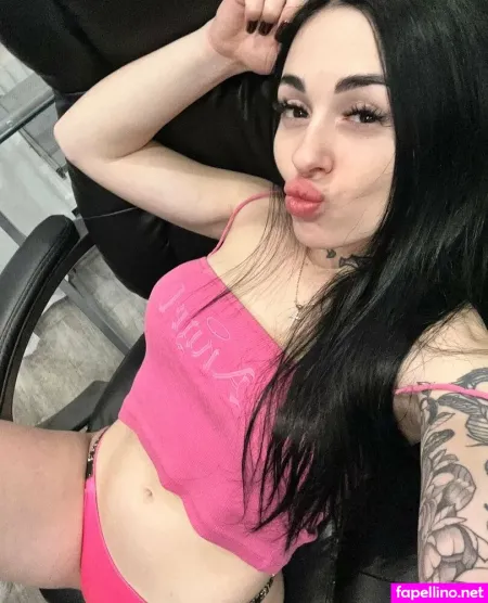 Leila Hotty OnlyFans Thumbnail #nX8r4B4xJF