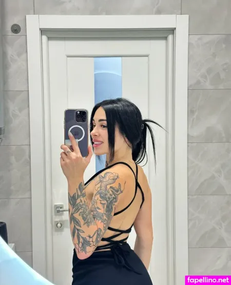 Leila Hotty OnlyFans Thumbnail #qJ9P7jNh0w