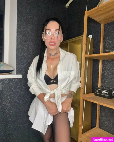 Leila Hotty OnlyFans Thumbnail #qdf5xZOI4g