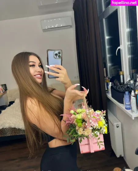 Leila Kaminskaya OnlyFans Thumbnail #rsFHpqyJZ5