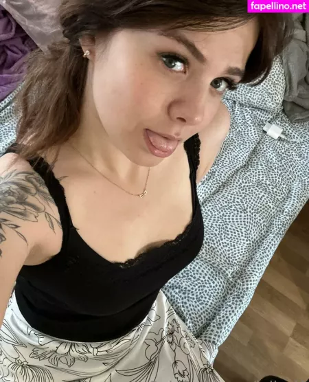 Leila L0 OnlyFans Thumbnail #akCorpLDoa