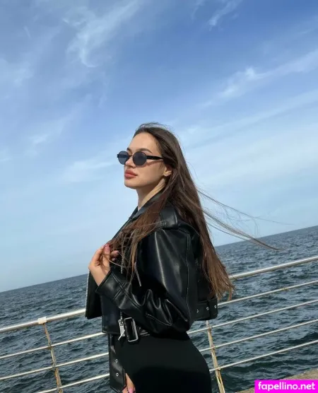 Leila Mur OnlyFans Thumbnail #0d4PZo4zmm