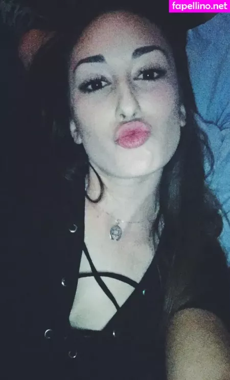 Leila Saltzman OnlyFans Thumbnail #4xNQX6FY93