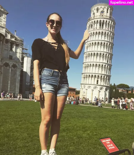 Leila Saltzman OnlyFans Thumbnail #RfSlYg5jLM