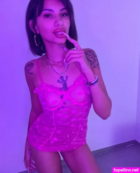 Leila Xoo OnlyFans Thumbnail #XJJFmtzBoj