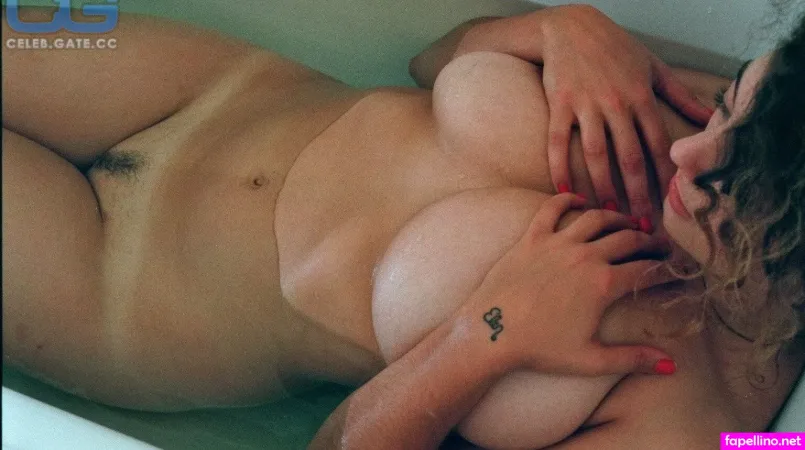 Leila Main Profile Photo