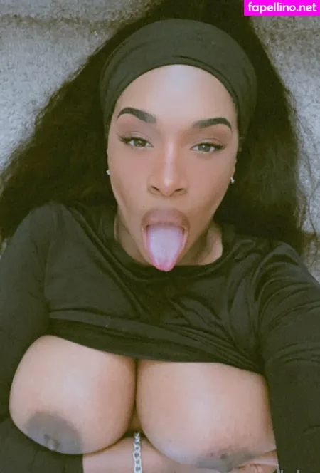 Leilablake OnlyFans Thumbnail #Le0pbXooL4