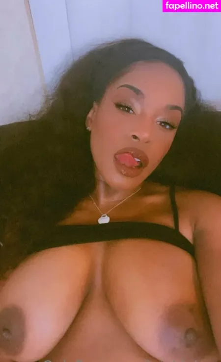 Leilablake OnlyFans Thumbnail #at3zdQucyf