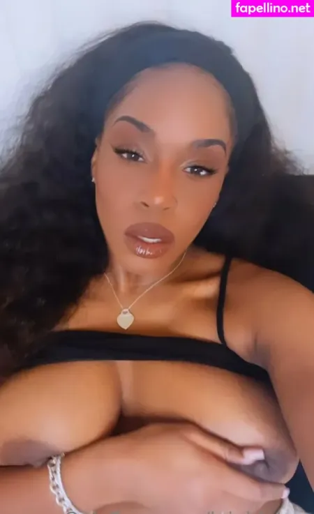 Leilablake OnlyFans Thumbnail #nBfTwQ5BWv