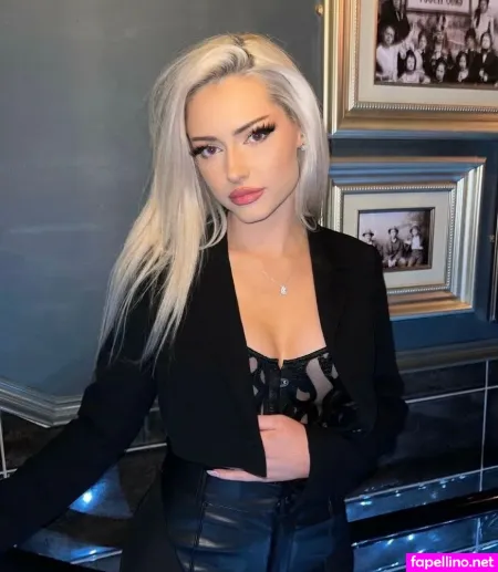 Leilaexker OnlyFans Thumbnail #6rKFulDgjx