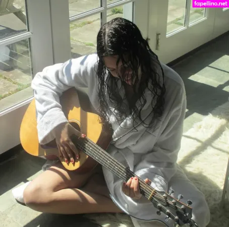 Leilani Azalea OnlyFans Thumbnail #8Zd3N6SWqC