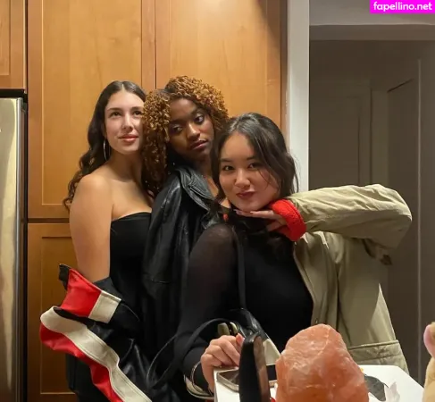 Leilani Azalea OnlyFans Thumbnail #l3yOkJwdAR