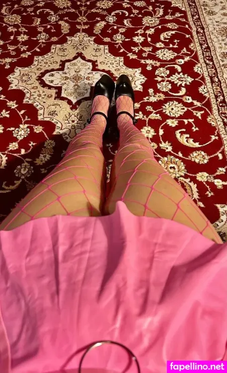 Leilasize3 OnlyFans Thumbnail #KxDq6uDQ2X