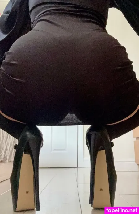 Leilasize3 OnlyFans Thumbnail #qOU79daPus