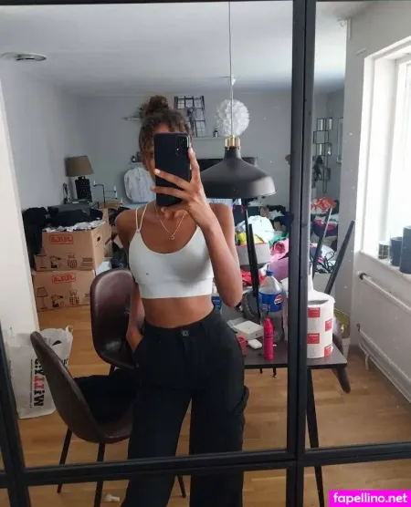 Leilaswe OnlyFans Thumbnail #Kbfd0MDL2B