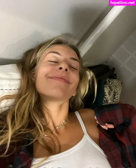 Leilawaterfalls OnlyFans Thumbnail #vee48r0y9o