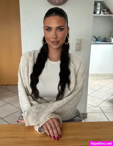 Leilaxvrrs OnlyFans Thumbnail #veSlTHlZGn