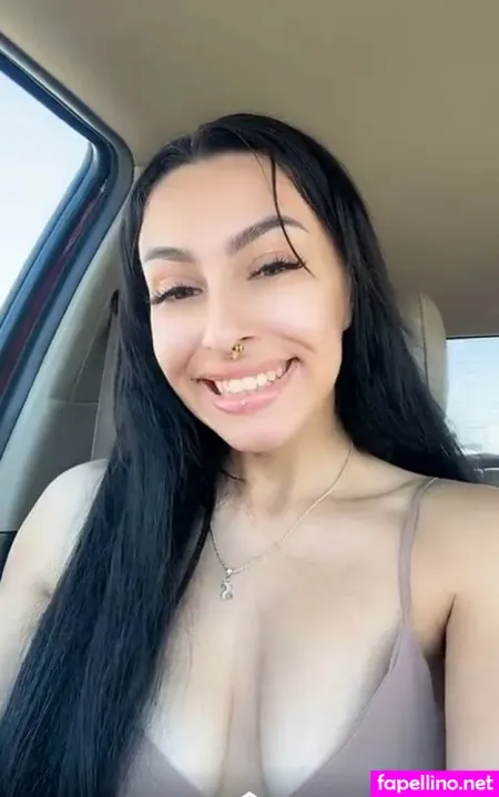 Leiloni OnlyFans Thumbnail #U8Bbaglqez