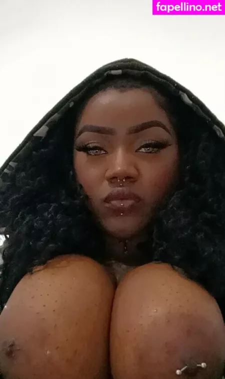 Leka E Juu OnlyFans Thumbnail #4ccbjUNaDs