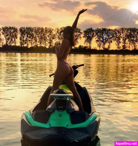 Lelaina Perez OnlyFans Thumbnail #ZuFdhFT3Ds