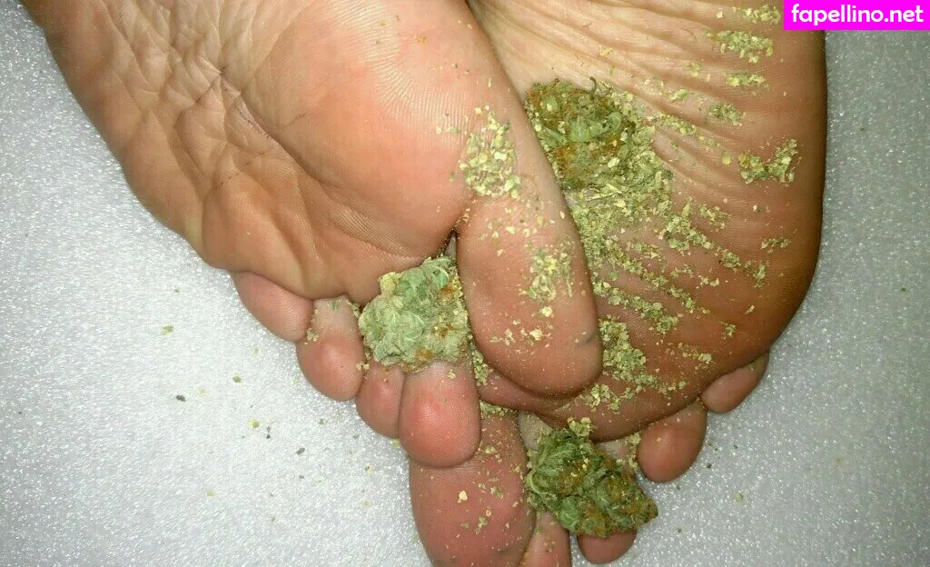 lelannifeets, lilangelness Nude Leaked OnlyFans Photo #vdWBJWOSwe