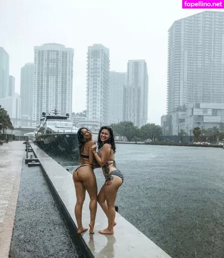 Leli Hernandez OnlyFans Thumbnail #l2rvb0lBOP