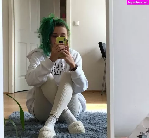 Leliloo OnlyFans Thumbnail #kIZswpyJFB
