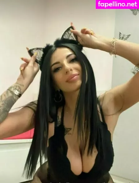 Lelymaid OnlyFans Thumbnail #dcuuSnTQWd