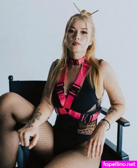 Lemonhazze66 OnlyFans Thumbnail #uWn8DpslX4