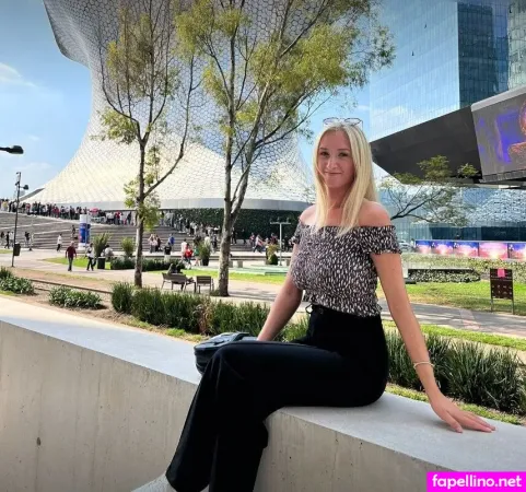 Lena Bayer OnlyFans Thumbnail #6EnG0SMsHg