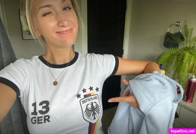 Lena Bayer OnlyFans Thumbnail #IyxDNoKGsC