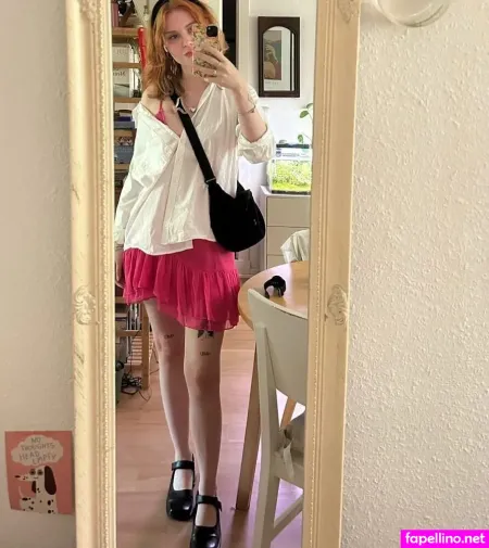 Lena Blauer Haken OnlyFans Thumbnail #12btUMcvFf