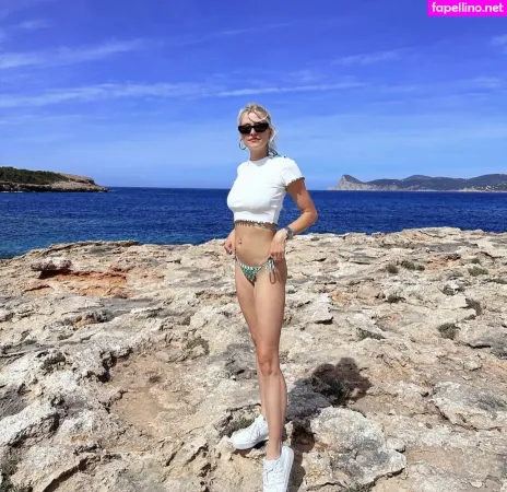 Lena Gercke OnlyFans Thumbnail #z2TiT3TiZm
