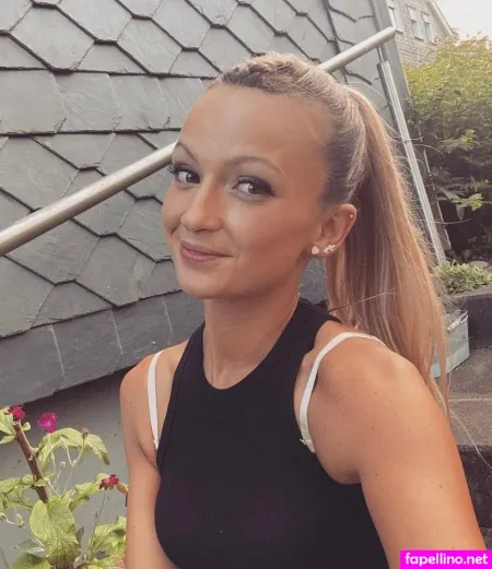 Lena Hirschberg OnlyFans Thumbnail #flUqIjobX7