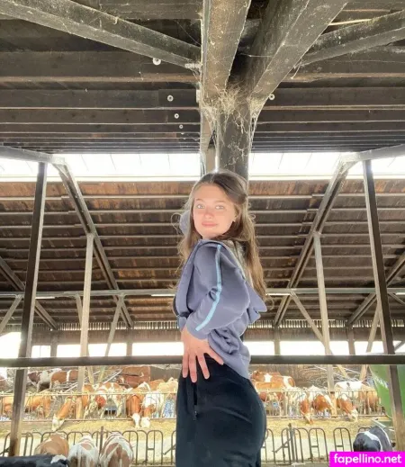 Lena Hummel OnlyFans Thumbnail #mMcl9doWQN