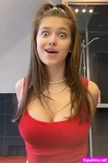 Lena Hummel OnlyFans Thumbnail #nmCZ9bXwUw