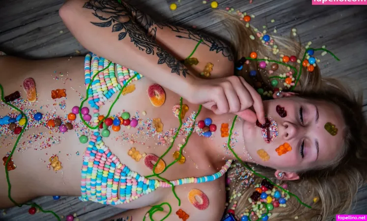 Lena Jaeger OnlyFans Thumbnail #WQ3ExmIhhL