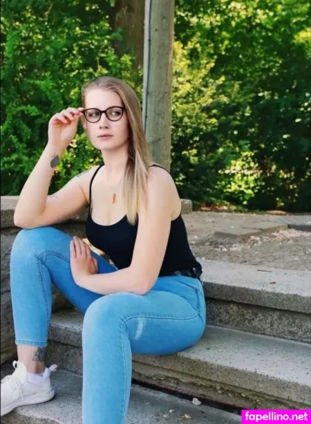 Lena Jaeger295 OnlyFans Thumbnail #2Ups6eTqHD