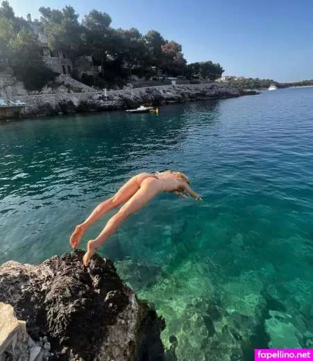 Lena Klenke OnlyFans Thumbnail #9v3MkBmzjb