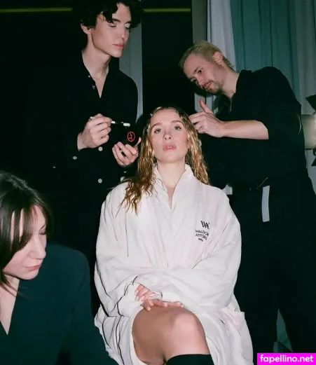 Lena Klenke OnlyFans Thumbnail #EJiGhxd7pO