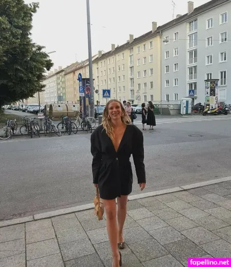 Lena Klenke OnlyFans Thumbnail #ZKw9rz0daz