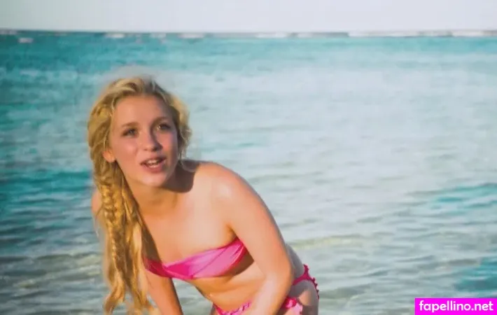 Lena Klenke OnlyFans Thumbnail #wG7Z6iiUIA