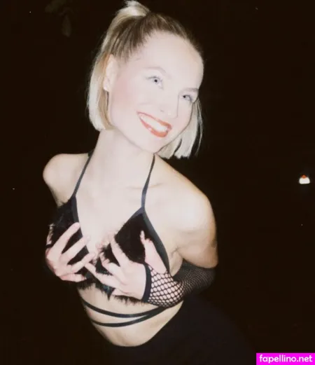 Lena Lischewski OnlyFans Thumbnail #AKtxJirzpy