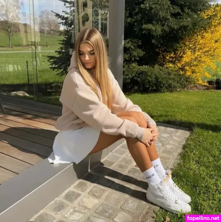 Lena Marie OnlyFans Thumbnail #XRAxhTkfYe