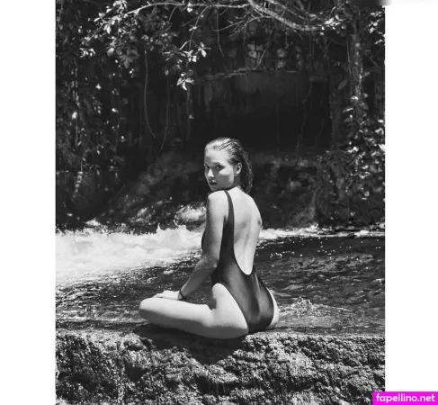 Lena Meckel OnlyFans Thumbnail #TwHxC4fcmv