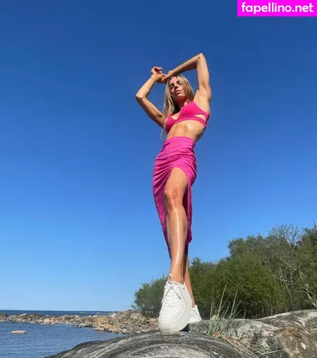 Lena Ria OnlyFans Thumbnail #FXKhIYQ3Q2