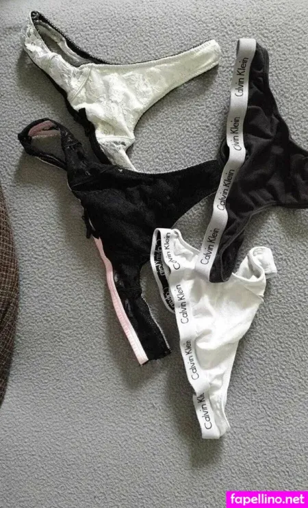 Lena Sophieoffi2 OnlyFans Thumbnail #EA6yVIoSUP