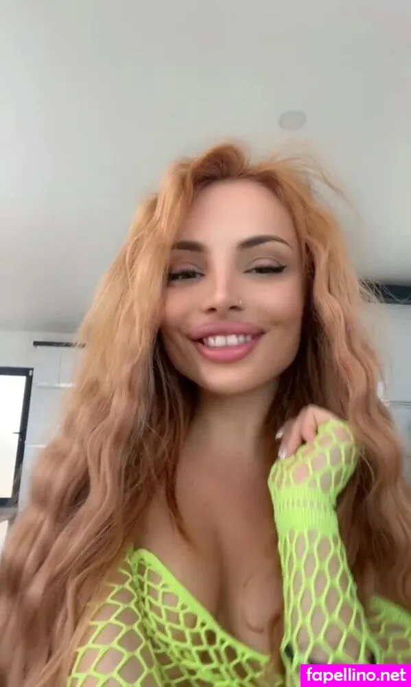 Lena. Summer Nude Leaked OnlyFans Photo #sr34Z4snGz