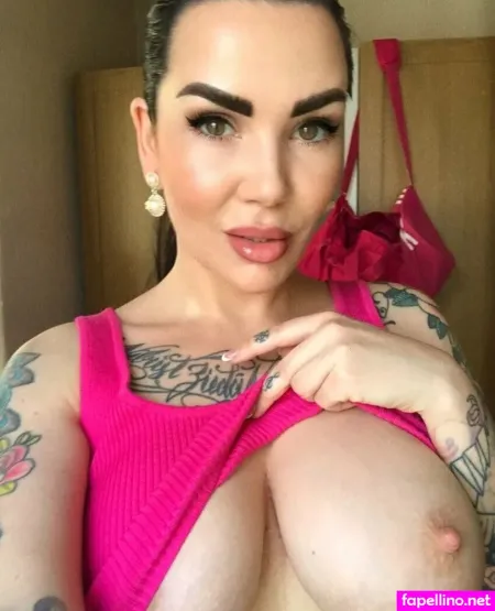 Lena Ushakova OnlyFans Thumbnail #GiDDFsRjek