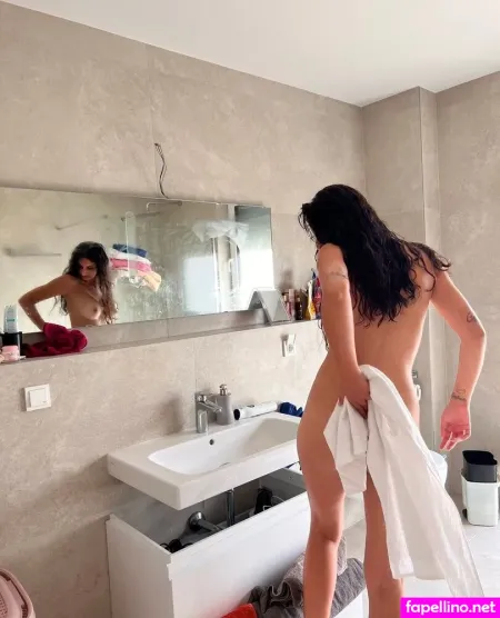 Lena Valentina OnlyFans Thumbnail #enZyztEYN0